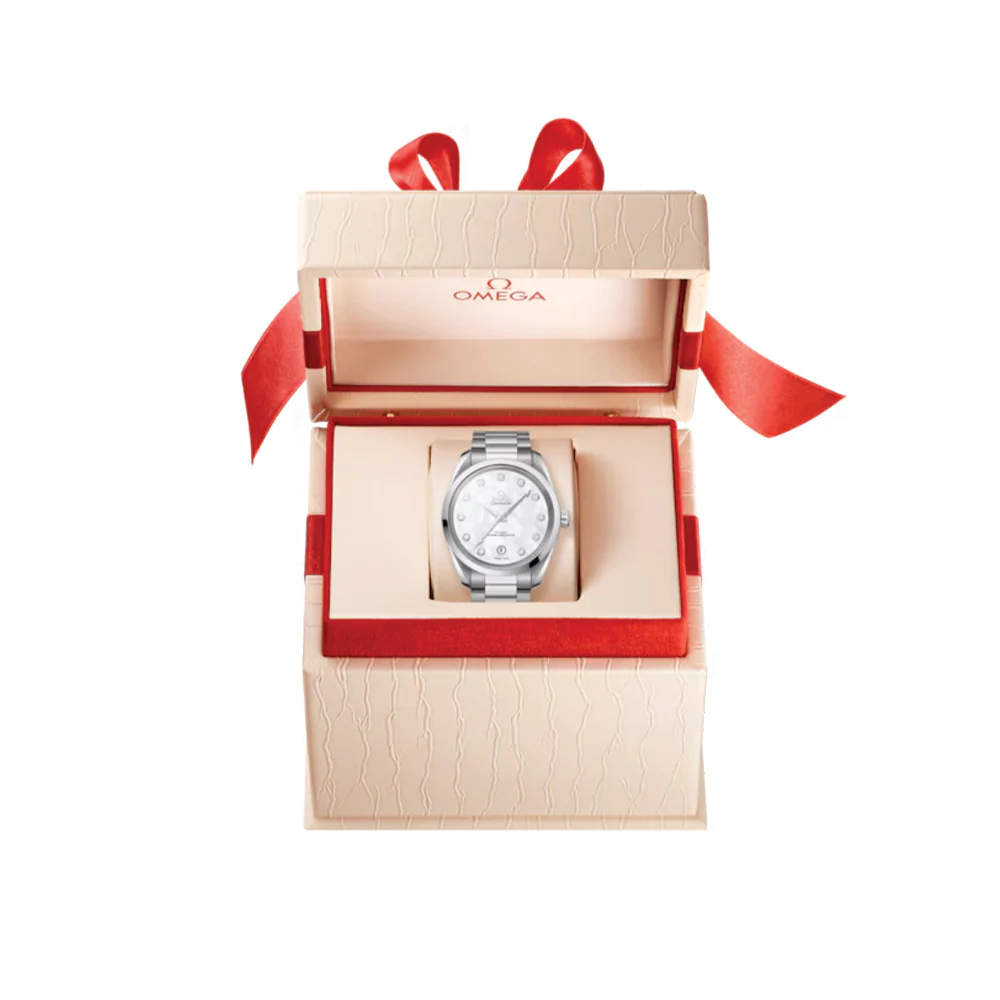 Seamaster Aqua Terra 150M 38mm - Mother of Pearl with Diamonds on Bracelet - Image 4