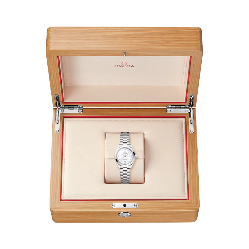 Seamaster Aqua Terra 150M 30mm - White Mother-of-Pearl w/ Diamonds on Bracelet - Image 9