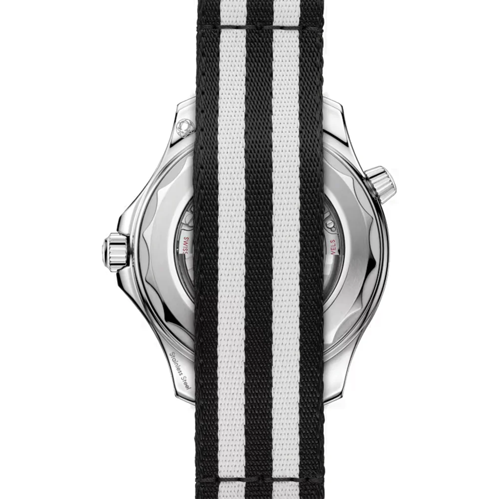 Seamaster Diver 300M 42mm - Black on Fabric Strap - Image 2