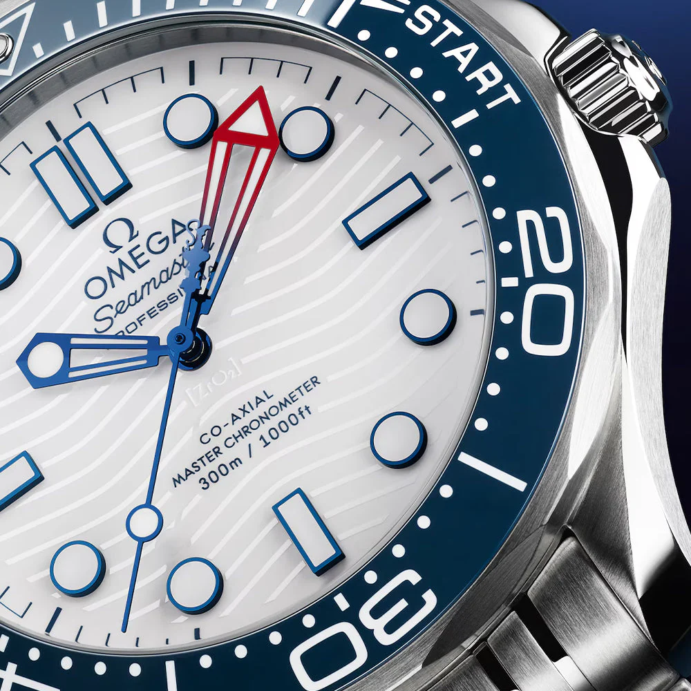 Seamaster Diver 300M America's Cup 42mm - White on Bracelet - Image 3