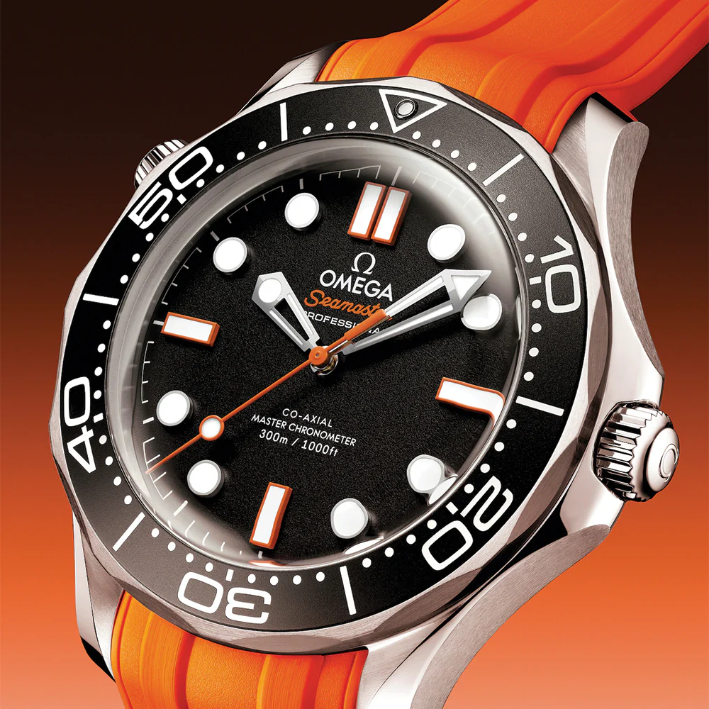 Seamaster Diver 300M 42mm - Black on Rubber Strap - Image 2
