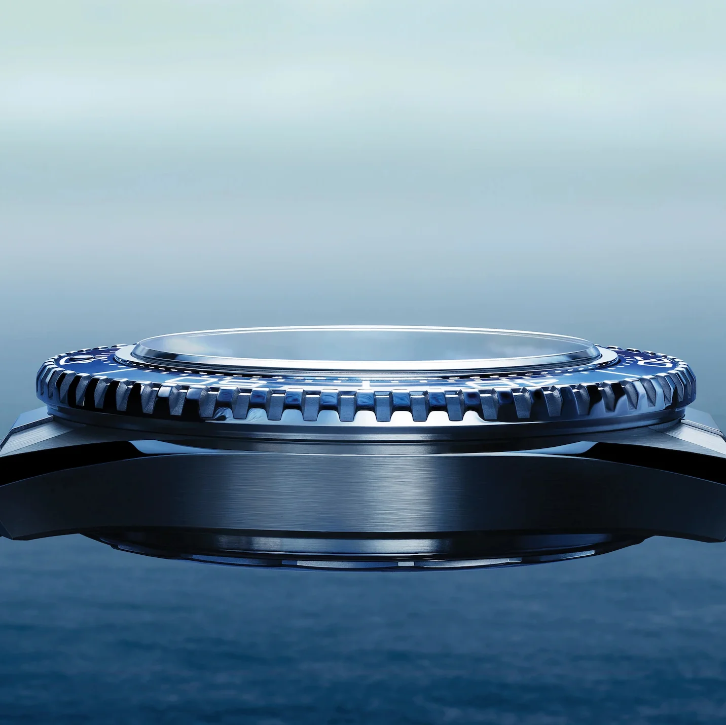 Seamaster Planet Ocean 600M 42mm - Black and Blue on Rubber Strap - Image 5