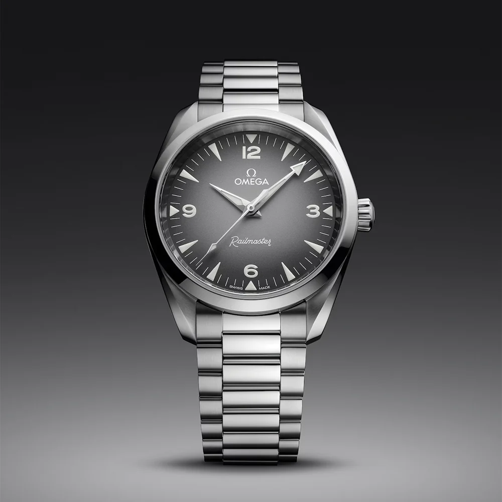 Seamaster Railmaster 38mm - Grey on Bracelet - Image 2