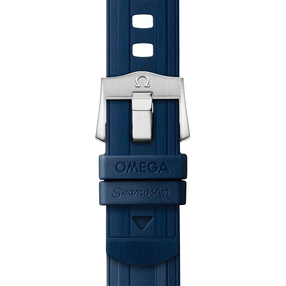 Seamaster Diver 300M Steel and Sedna™ Gold 42mm - Blue on Rubber Strap - Image 3