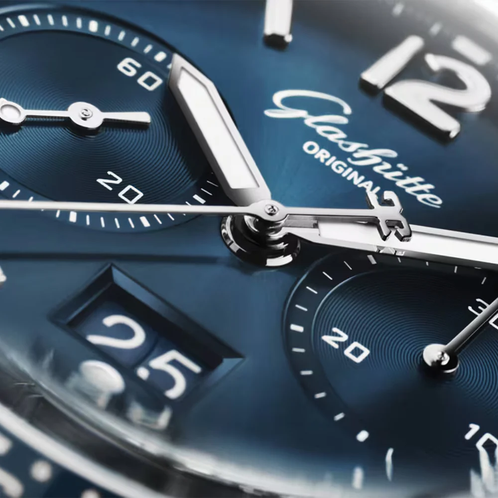 SeaQ Chronograph 43.2mm - Blue on Bracelet - Image 3