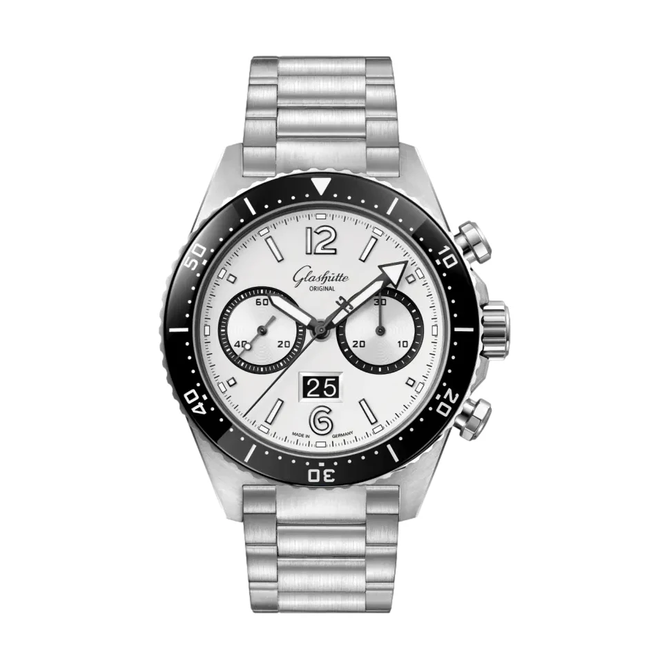SeaQ Chronograph 43.2mm - Galvanized Silver on Bracelet