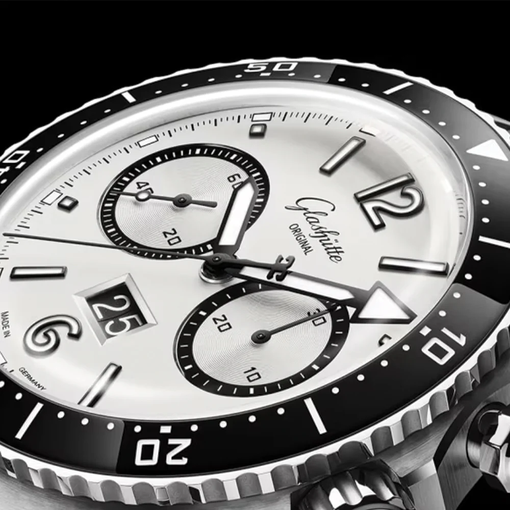 SeaQ Chronograph 43.2mm - Galvanized Silver on Bracelet - Image 2