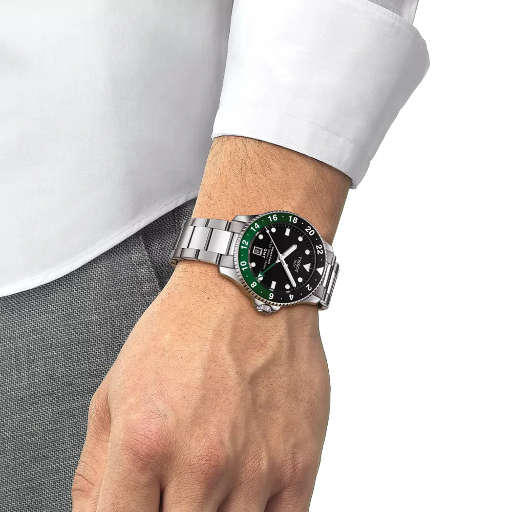 Seastar 1000 GMT Quartz 40mm - Black w/ Green/Black Bezel on Bracelet - Image 3