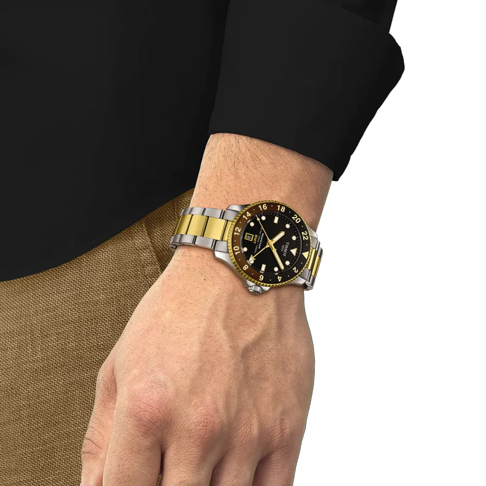 Seastar 1000 Quartz GMT Gold/Steel 40mm - Black on Bracelet - Image 2