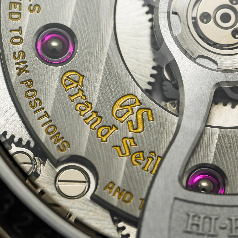 SLGH005 "White Birch" Evolution 9 Hi-Beat 36000 40mm - White on Bracelet - Image 7