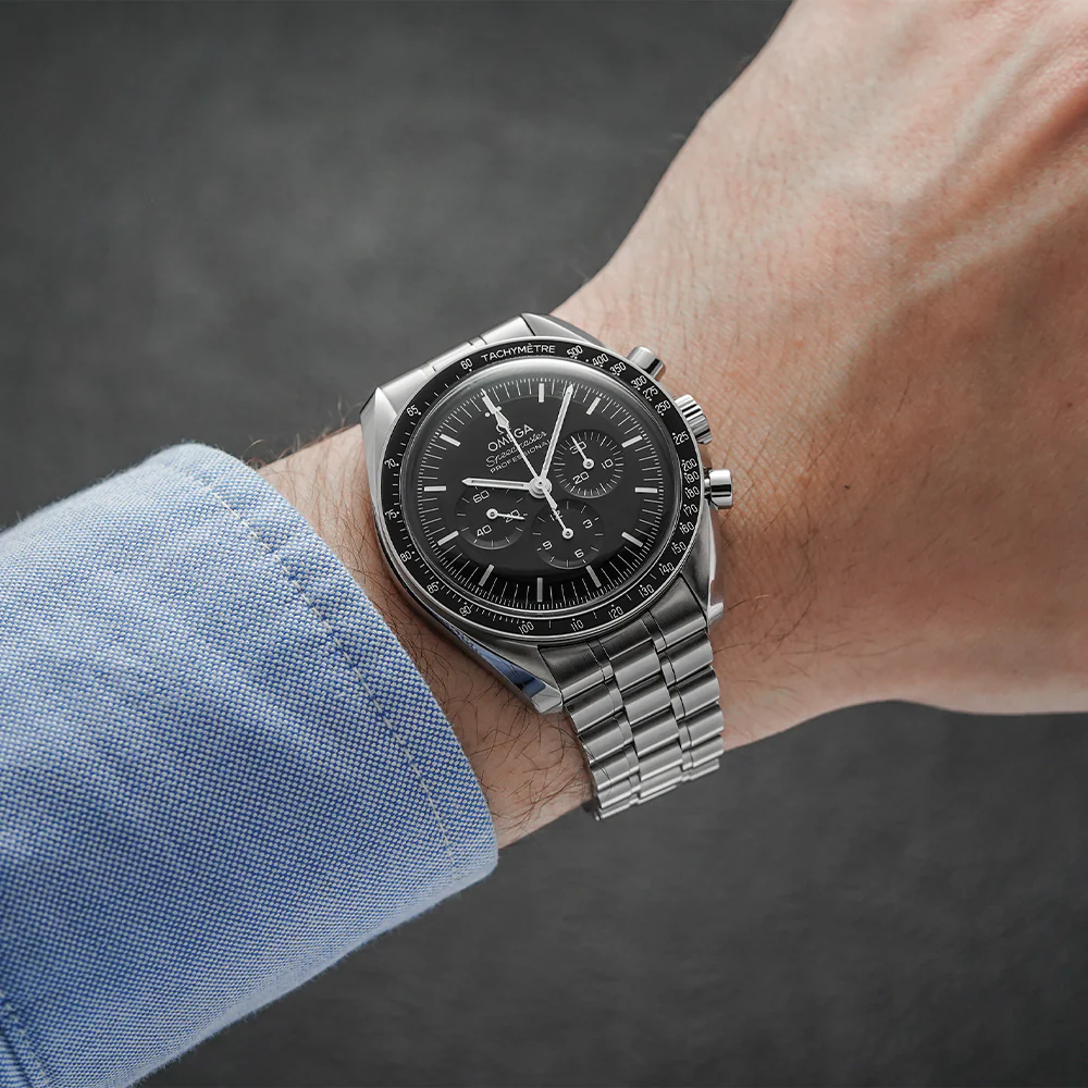 Speedmaster Moonwatch Professional Hesalite 42mm - Black on Bracelet - Image 3