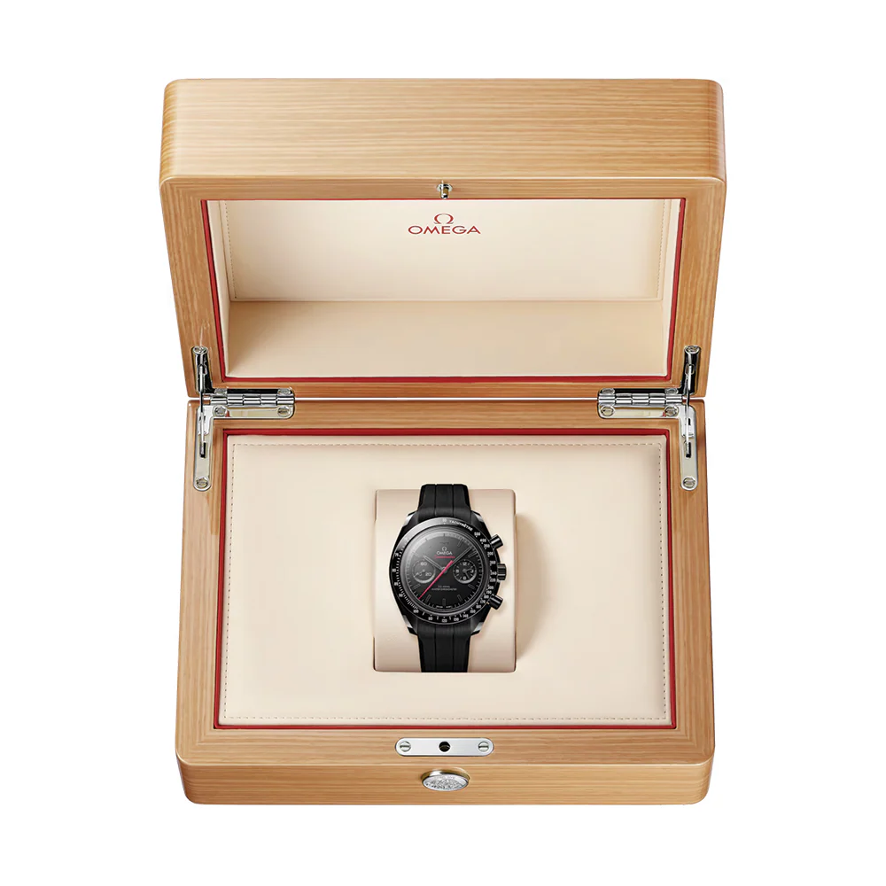 Speedmaster Dark Side of the Moon Black Ceramic 44.25mm - Full Black w/ Red Seconds Hand on Rubber Strap - Image 8