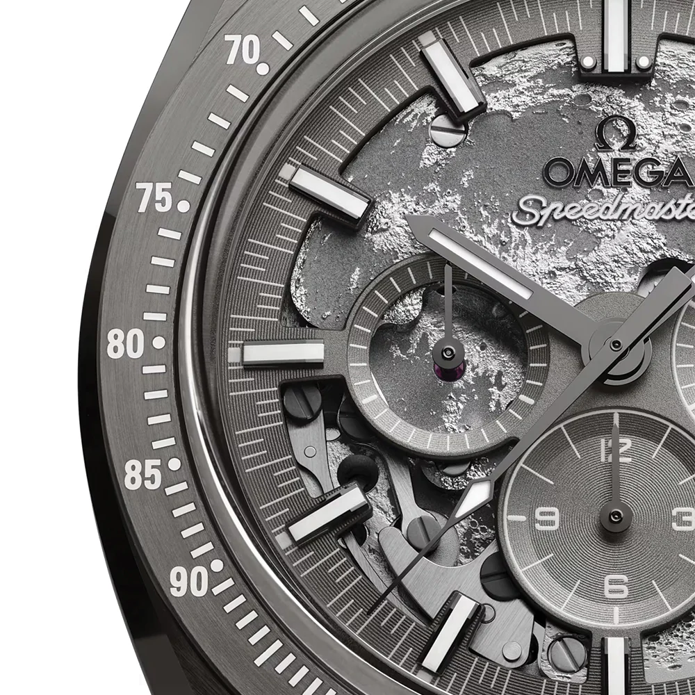 Speedmaster Grey Side of the Moon Grey Ceramic 44.25mm - Grey on Fabric Strap - Image 4