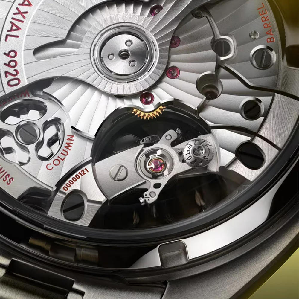 Speedmaster Super Racing 44.25mm - Black on Bracelet - Image 8