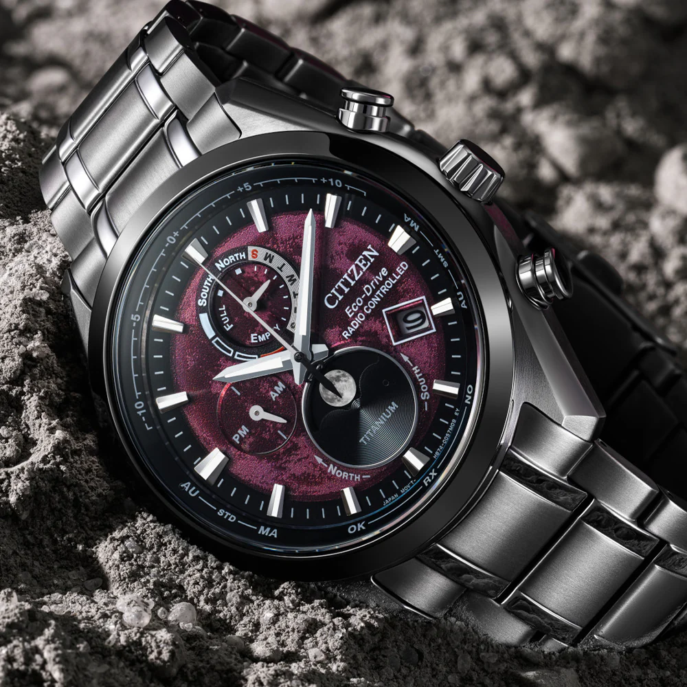 Tsuki-yomi A-T Sport Luxury H874 Eco-Drive 43mm - Red on Bracelet - Image 2