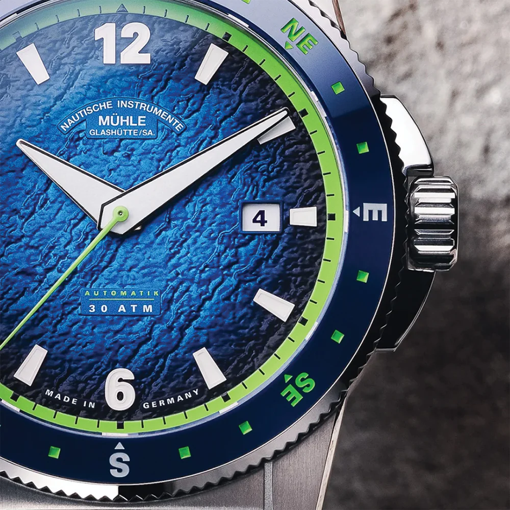 Sportivo Compass Date 42.5mm - Blue on Bracelet - Image 2