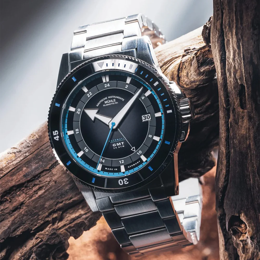 Sportivo Travel GMT 42.5mm - Black on Bracelet - Image 2