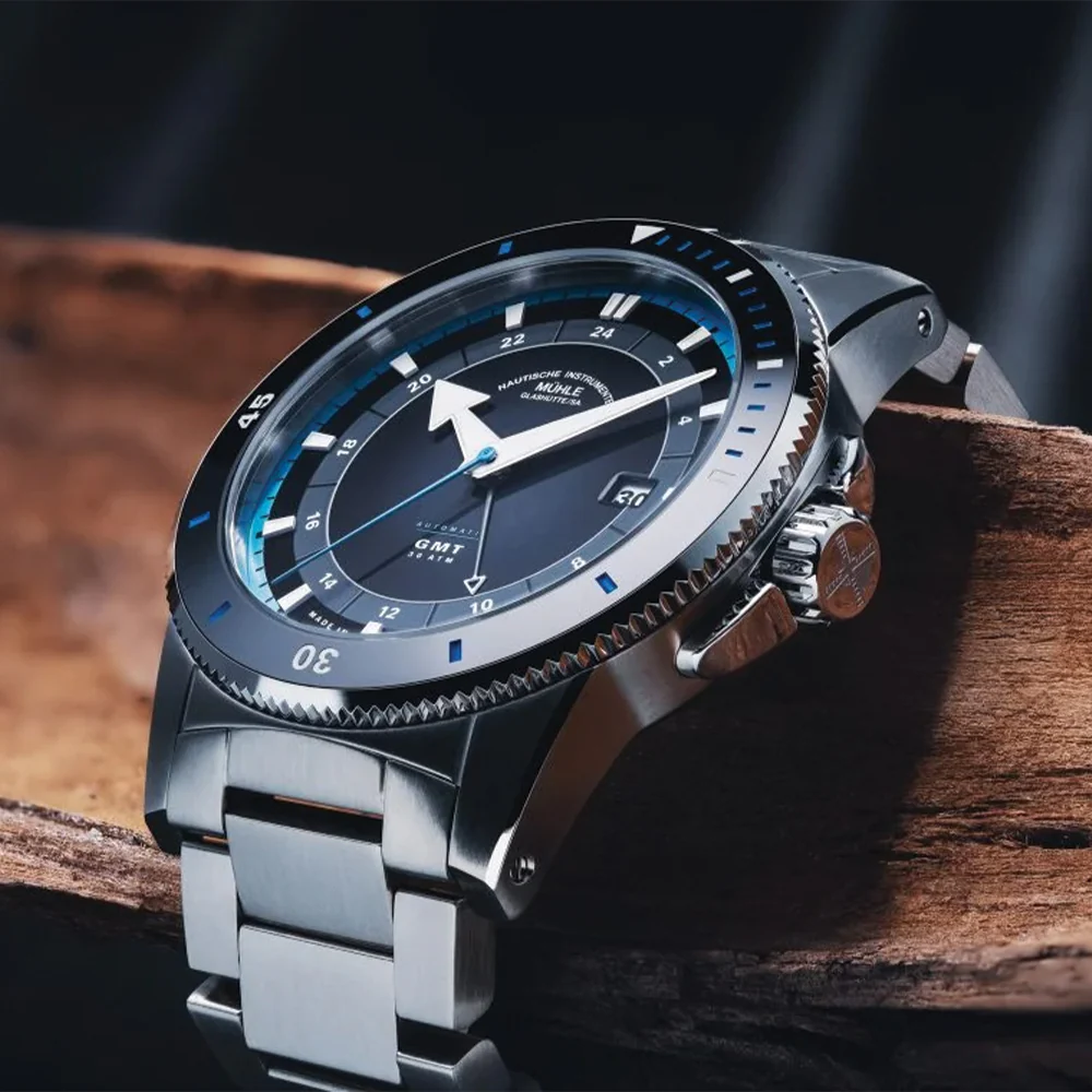Sportivo Travel GMT 42.5mm - Black on Bracelet - Image 4