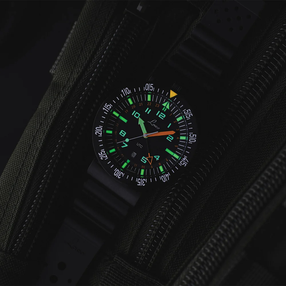 Squad Atacama UTC Quartz 46mm - Black on Rubber Strap - Image 5