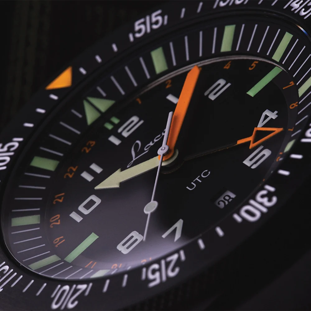 Squad Atacama UTC Quartz 46mm - Black on Rubber Strap - Image 7