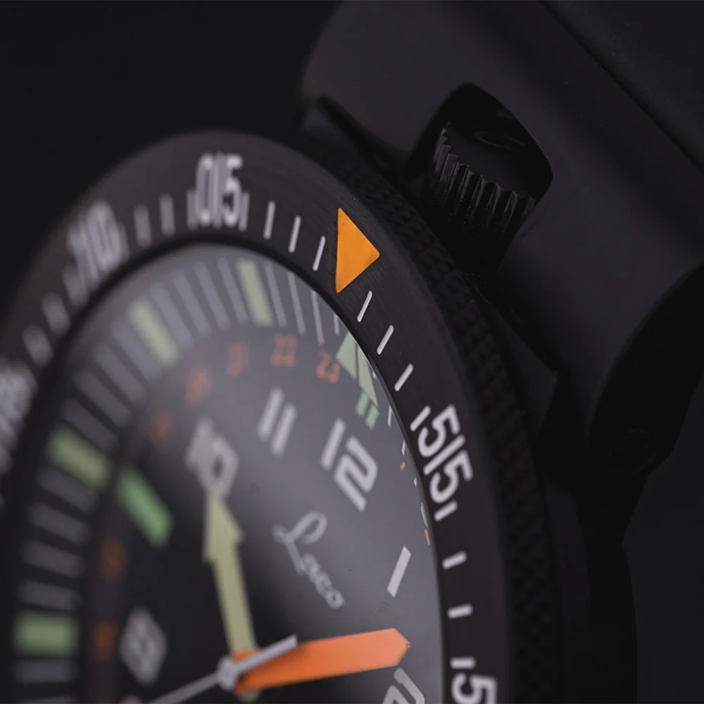 Squad Atacama UTC Quartz 46mm - Black on Rubber Strap - Image 8