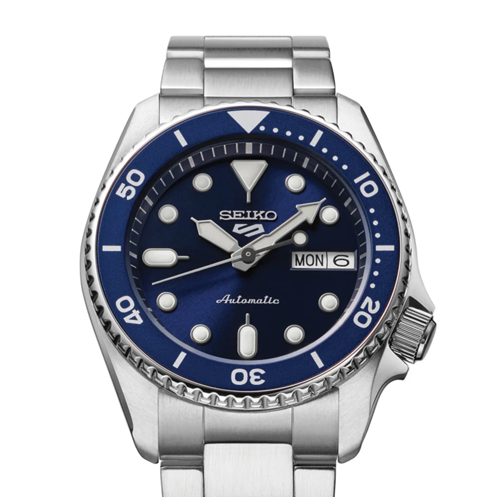 SRPL77 5 Sports SKX 38mm - Blue on Bracelet - Image 3