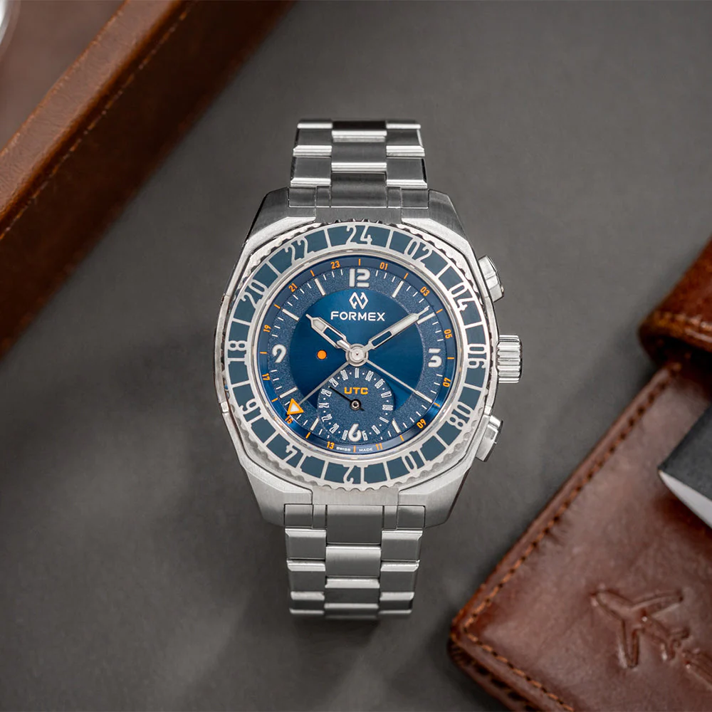 Stratos UTC Automatic 41mm - Blue on Bracelet - Image 3
