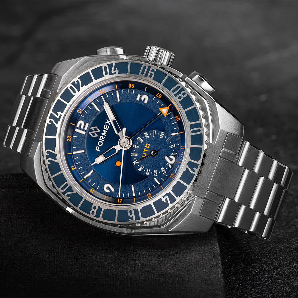 Stratos UTC Automatic 41mm - Blue on Bracelet - Image 5