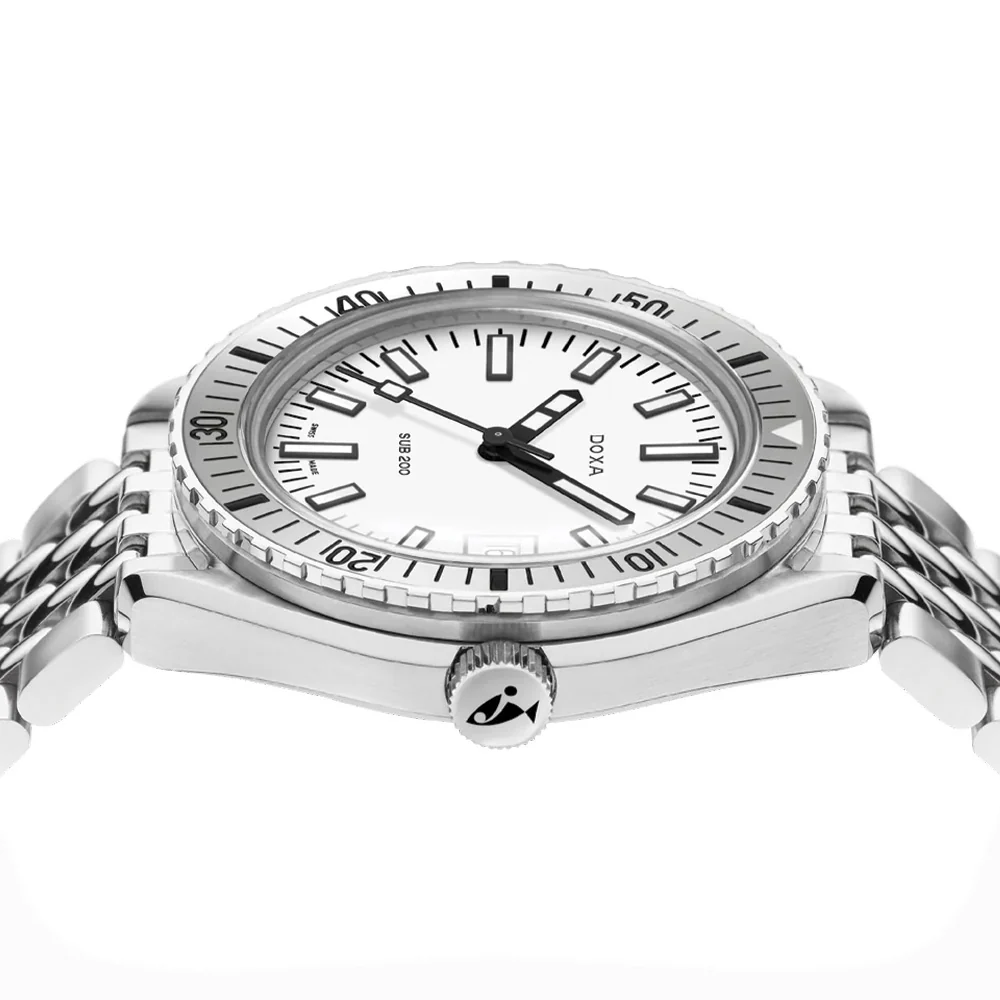 SUB 200 Whitepearl 42mm - White on Bracelet - Image 3
