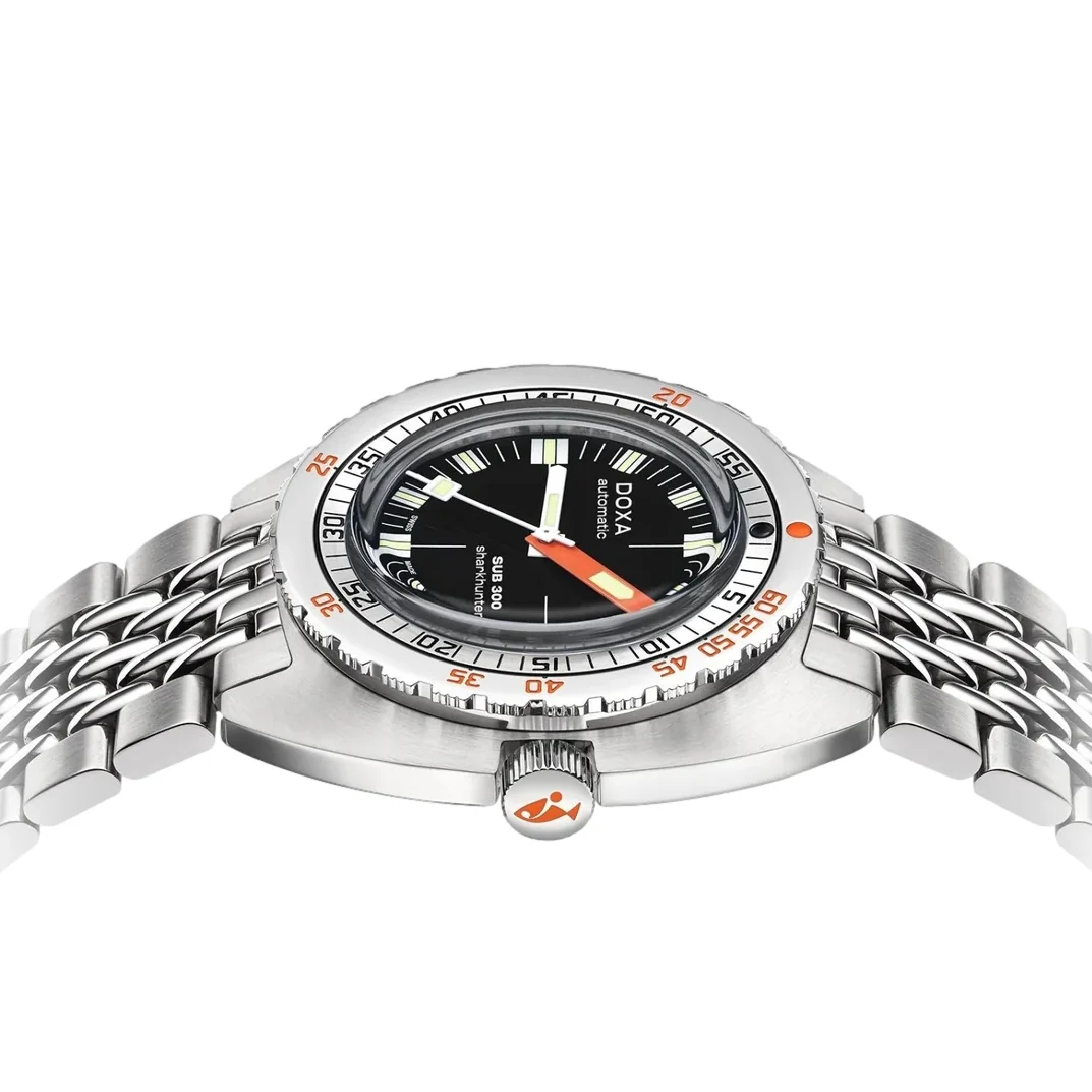 SUB 300 Sharkhunter 42.5mm - Black on Bracelet - Image 3