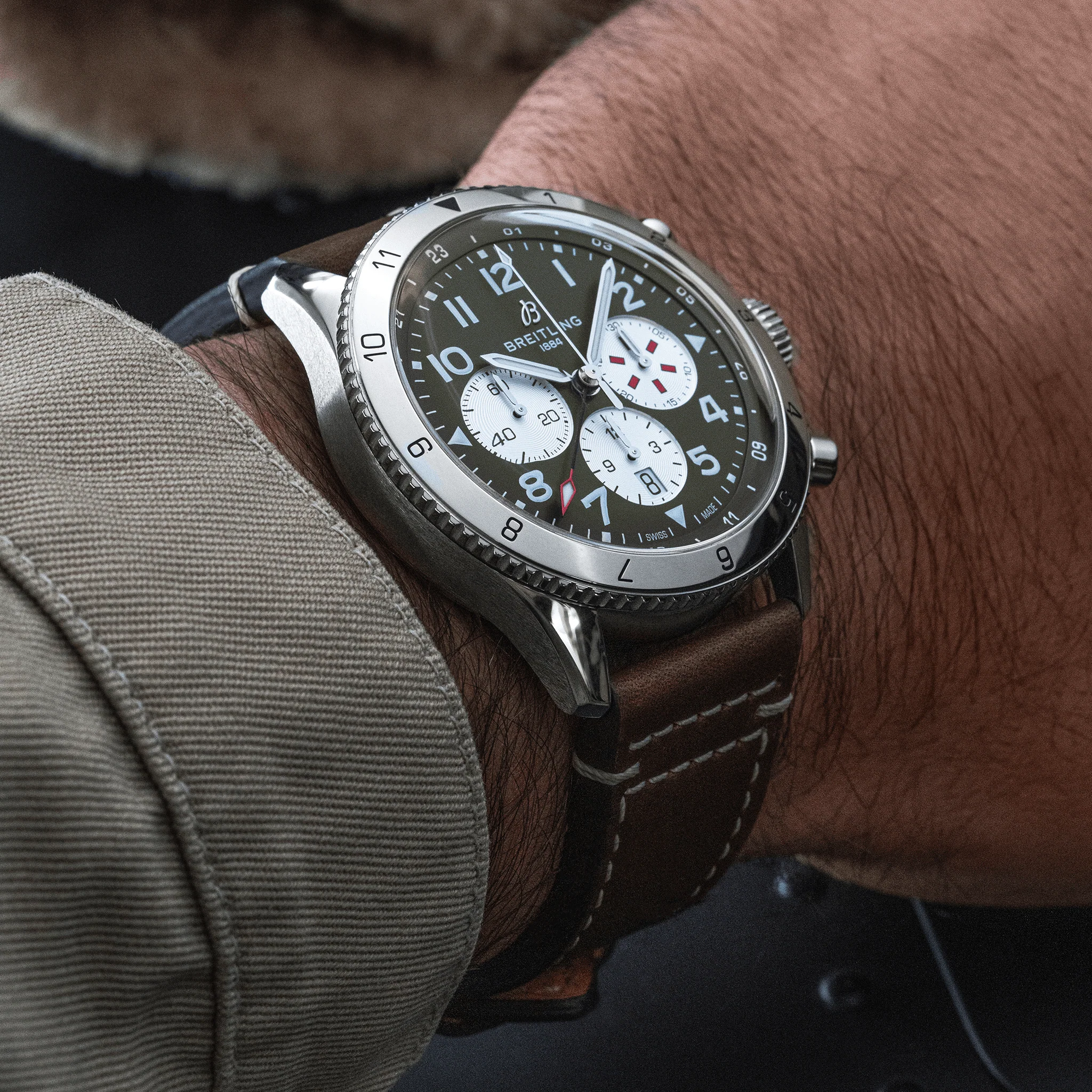 Super AVI B04 Chronograph GMT 46mm Curtiss Warhawk - Green on Leather Strap - Image 5