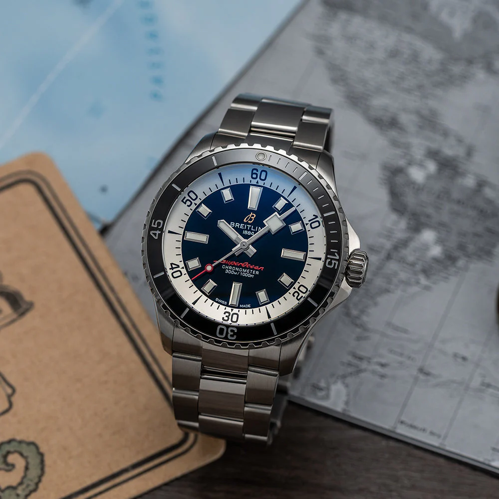 Superocean Automatic 42mm - Black on Bracelet - Image 3