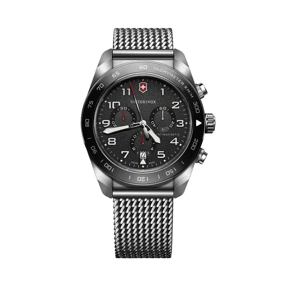 Swiss Army Chrono Quartz 42mm - Black on Bracelet
