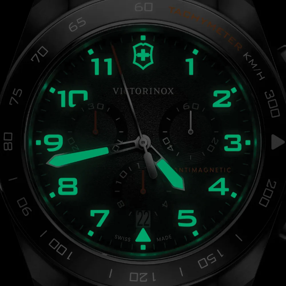 Swiss Army Chrono Quartz 42mm - Black on Black and Orange Rubber Strap - Image 3