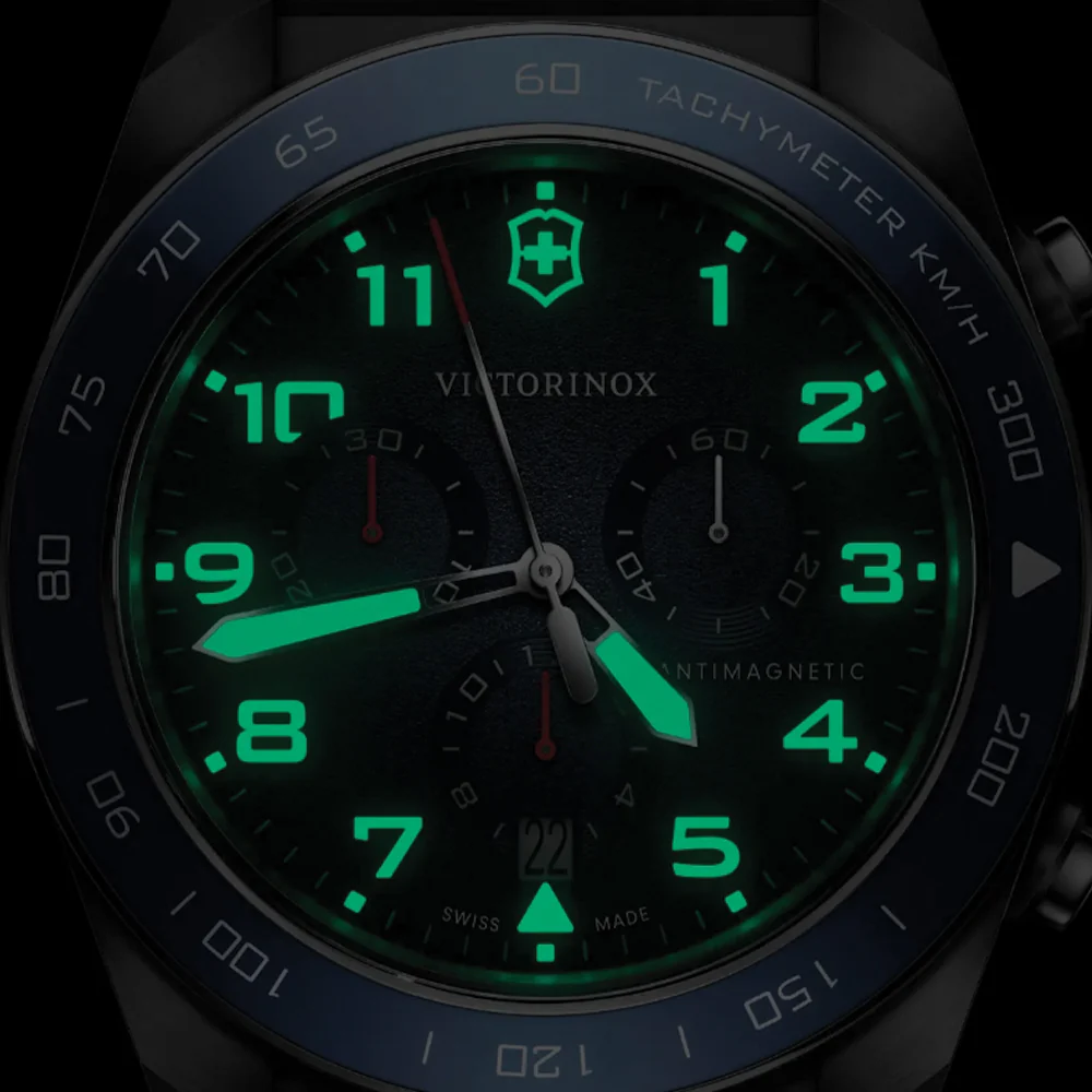 Swiss Army Chrono Quartz 42mm - Blue on Bracelet - Image 3