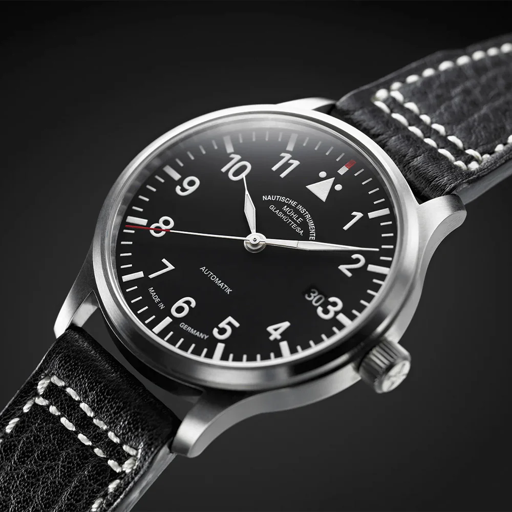 Terrasport II 40mm - Black on Leather Strap - Image 3