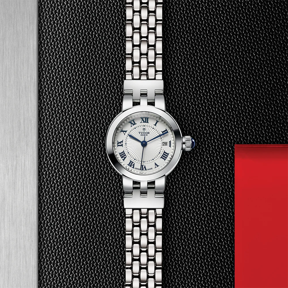Clair de Rose 26mm - Silver on Bracelet - Image 2
