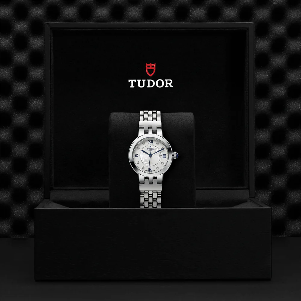 Clair de Rose 30mm - Silver, Diamond-Set on Bracelet - Image 6
