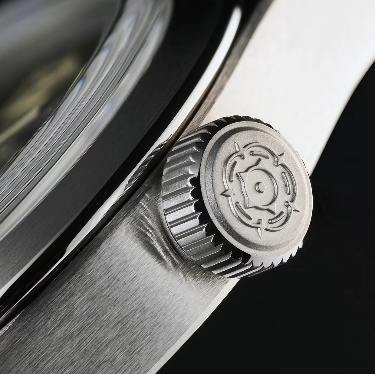 Ranger 39mm - Black on Fabric Strap - Image 5