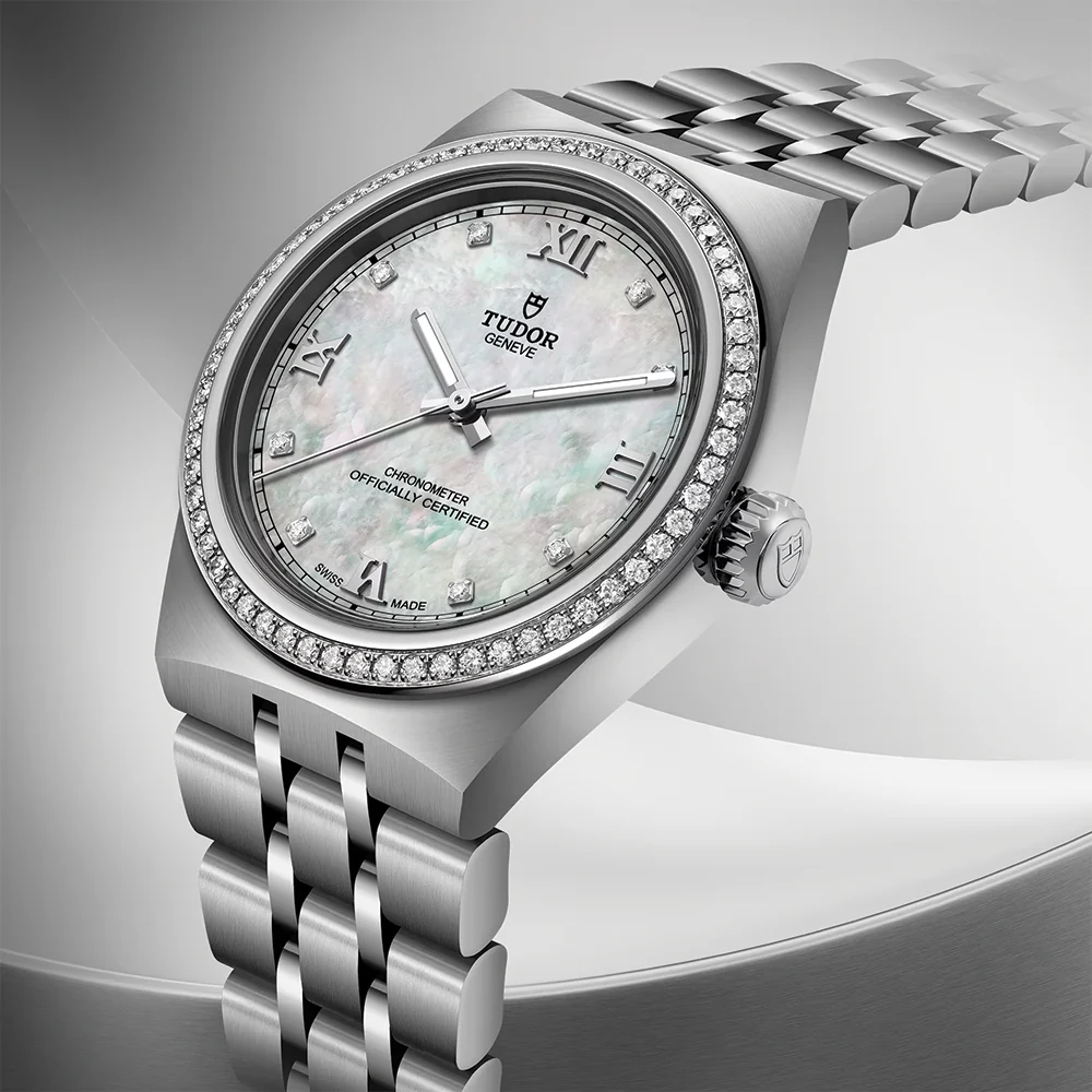 TUDOR Royal 30mm - White, Mother-of-Pearl, Diamond-Set on Bracelet - Image 3