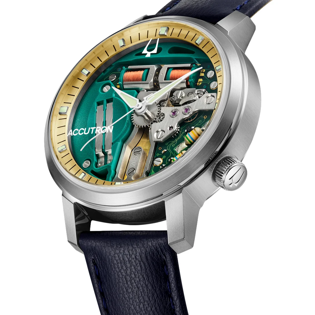 Tuning Fork Spaceview 314 Titanium 39mm - Green on Leather Strap - Image 2