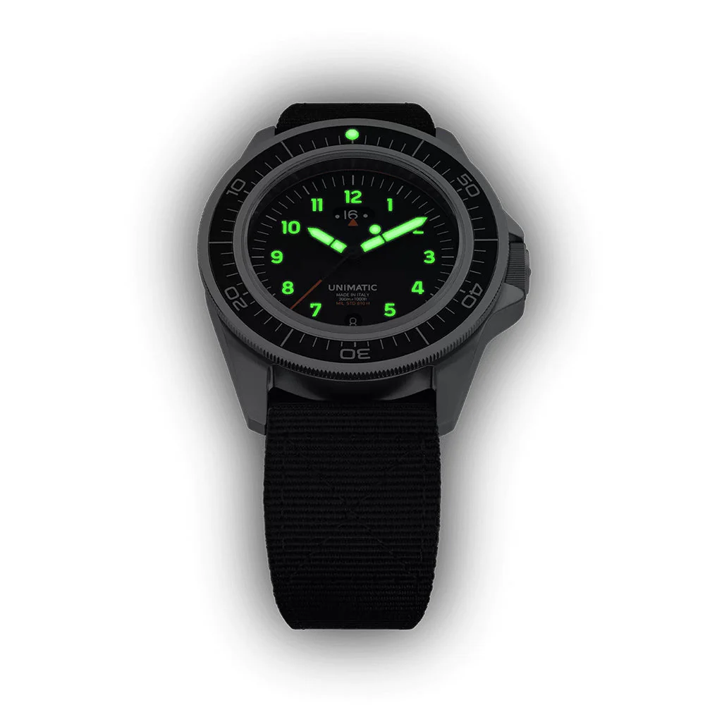 UT1-GMT Modello Uno Toolwatch 41.5mm - Black on Fabric Strap - Image 3