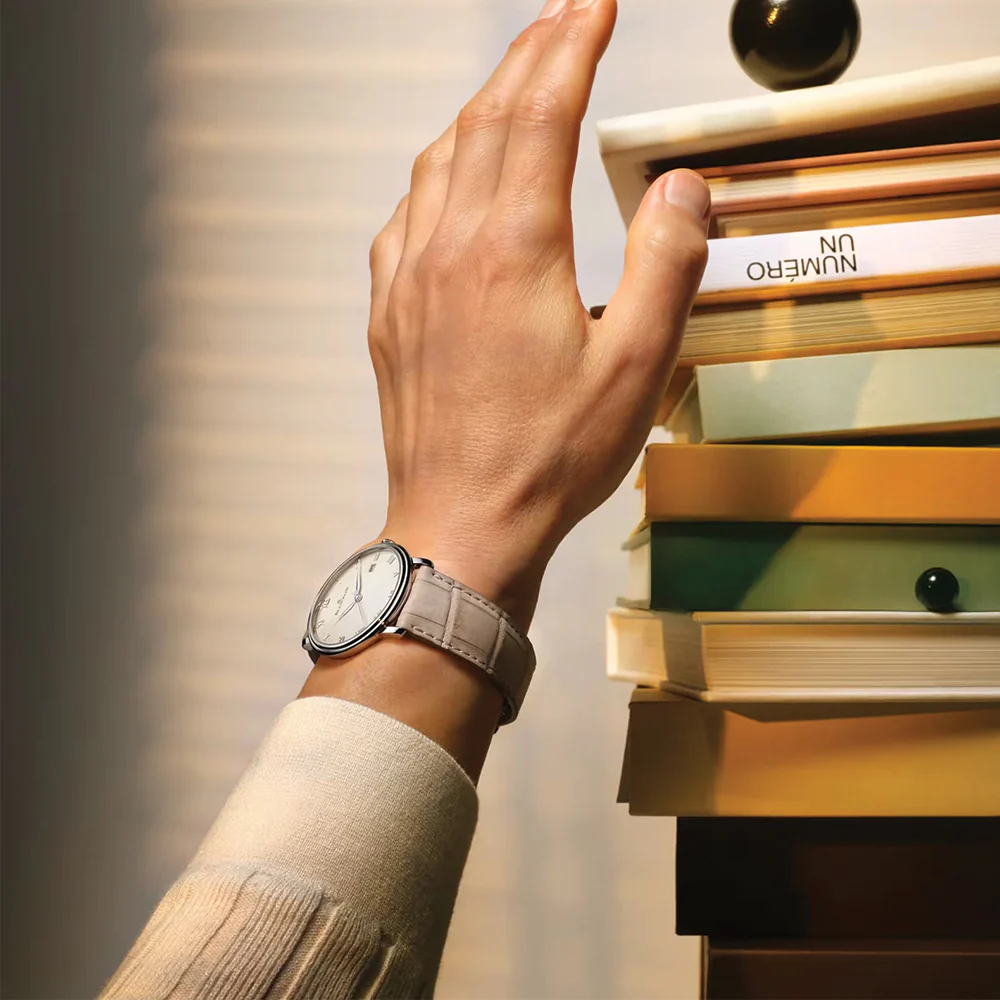 Villeret 40mm - Opaline Gold-Toned White on Alligator Leather Strap - Image 2