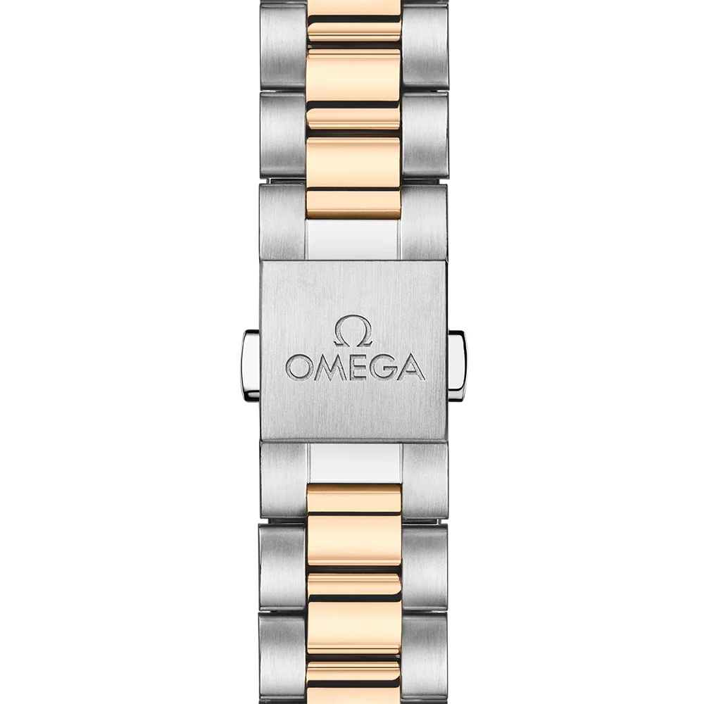 Seamaster Aqua Terra 150M Two-Tone Diamonds 30mm - Mother of Pearl on Bracelet - Image 3